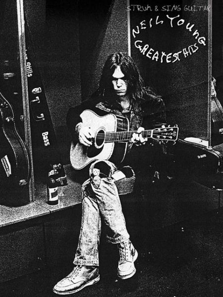 Neil Young - Greatest Hits - Strum & Sing Guitar: Strum & Sing Series - Neil Young - Books - Hal Leonard Corporation - 9781495002519 - November 1, 2014