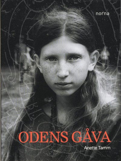 Cover for Anette Tamm · Odens gåva : runorna (Paperback Book) (2019)