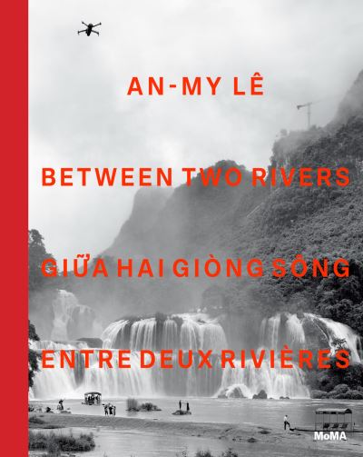 Cover for An-My Le: Between Two Rivers (Hardcover Book) (2023)