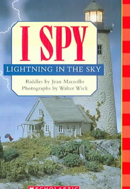 Cover for Jean Marzollo · I Spy Lightning in the Sky (Scholastic Reader, Level 1) (Paperback Book) (2005)