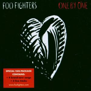 One by One - Foo Fighters - Musiikki - RCA - 0828765555524 - torstai 17. maaliskuuta 2011