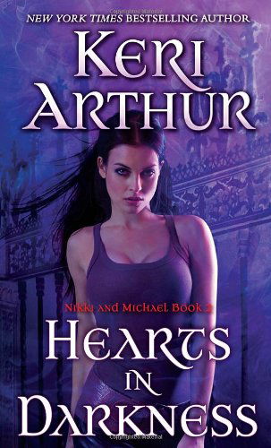 Cover for Keri Arthur · Hearts in Darkness (Nikki &amp; Michael) (Pocketbok) (2013)