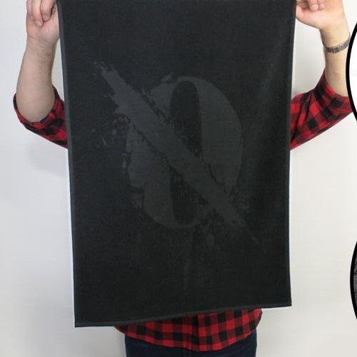 Cover for Queens Of The Stone Age · Queens Of The Stone Age Towel: Q (MERCH)