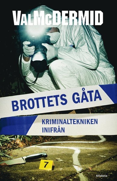 Cover for Val McDermid · Brottets gåta : kriminaltekniken inifrån (Indbundet Bog) (2015)