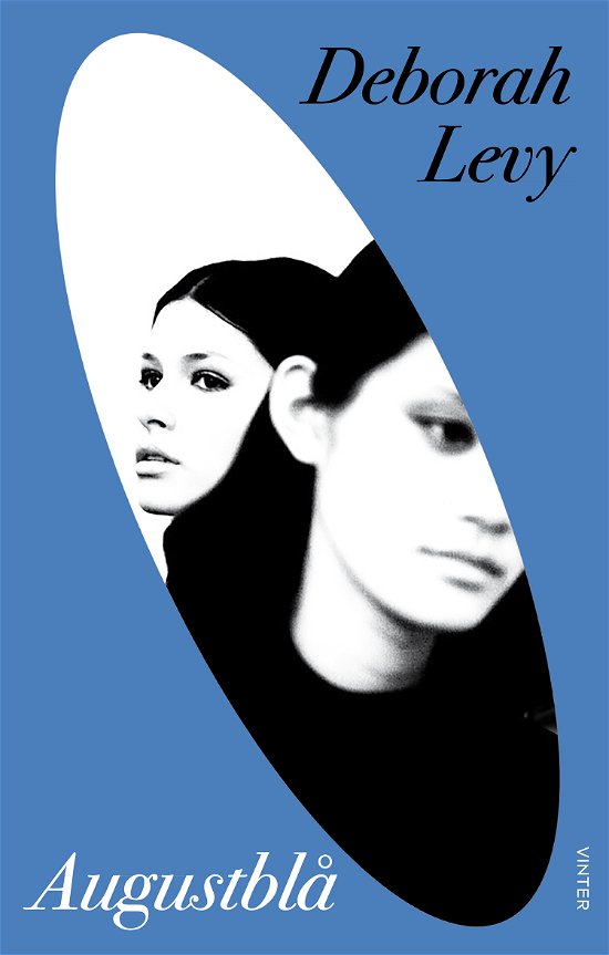 Cover for Deborah Levy · Augustblå (Heftet bok) [1. utgave] (2024)