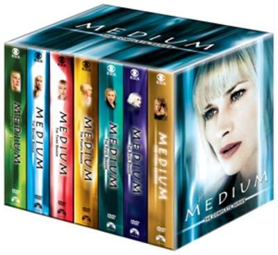 Medium Seasons 1 to 7 Complete Collection - Medium Complete Collection - Films - Paramount Pictures - 5014437165534 - 16 juli 2012