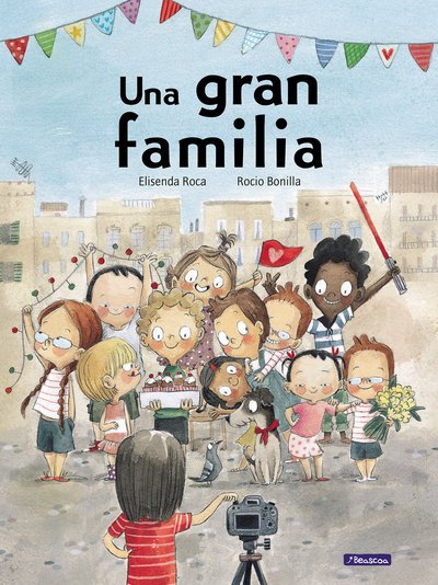 Cover for Elisenda Roca · Gran Familia (Book) (2019)