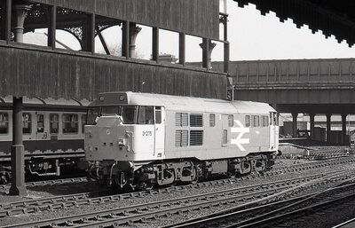 North West Railways in the 1970s and 1980s - John Carlson - Books - Amberley Publishing - 9781445687544 - November 15, 2021