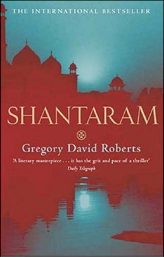 Cover for Gregory David Roberts · Shantaram: Now a major Apple TV+ series starring Charlie Hunnam (Pocketbok) [Paperback] (2005)