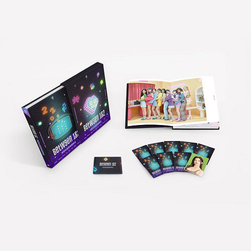 Twice · TWICE MONOGRAPH BETWEEN 1&2 (Book) [Limited edition] (2023)