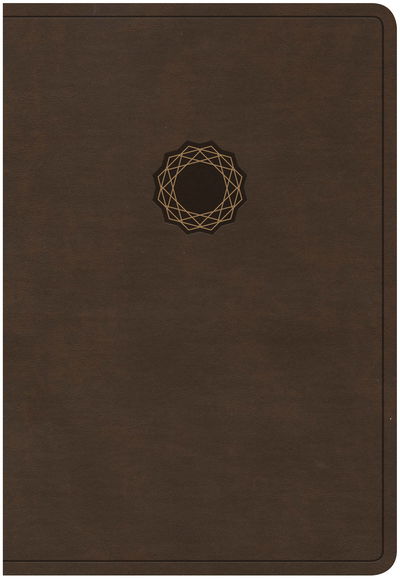 Cover for Holman Bible Staff Holman Bible Staff · NKJV Deluxe Gift Bible, Brown / Tan LeatherTouch (Leather Book) (2017)