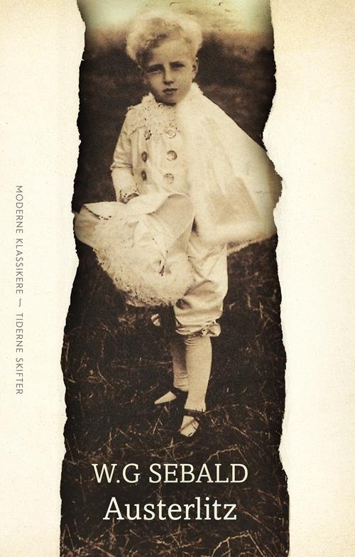 Cover for W. G. Sebald · Austerlitz (Sewn Spine Book) [2e uitgave] (2016)
