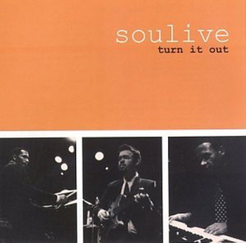 Cover for Soulive · Turn It out (CD) [Bonus Tracks edition] (2001)