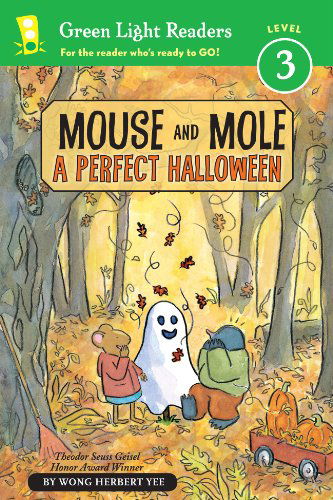 Cover for Wong Herbert Yee · Mouse and Mole: A Perfect Halloween - A Mouse and Mole Story (Paperback Book) [Reprint edition] (2012)