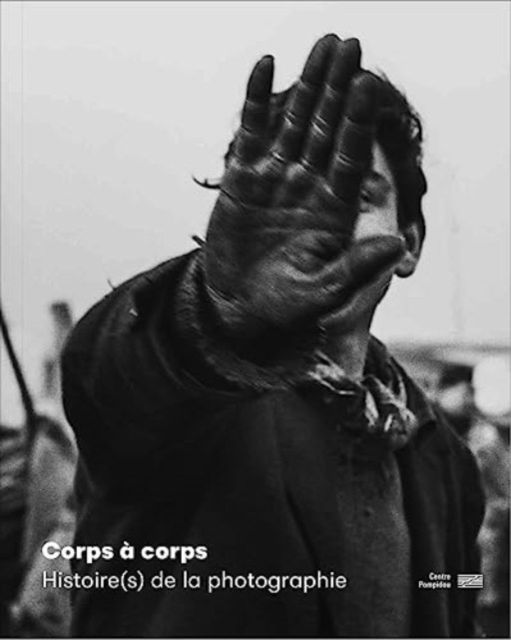 Cover for Sous La Directi · Corps a corps - Catalogue (Hardcover Book) (2023)