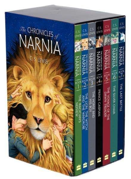 Cover for Clive Staples Lewis · The Chronicles of Narnia 8-Book Box Set + Trivia Book (Paperback Book) (2017)