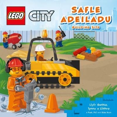 Cover for Atebol · Lego City: Safle Adeiladu / Building Site (Hardcover bog) [Bilingual edition] (2022)