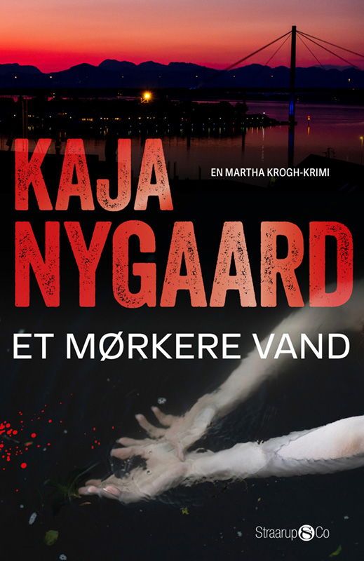 Cover for Kaja Gjersem Nygaard · Et mørkere vand (Paperback Book) [1. wydanie] (2025)