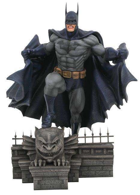Cover for Dc · Dc Comics Gallery: Batman Comic Pvc Statue (Toys) (2019)
