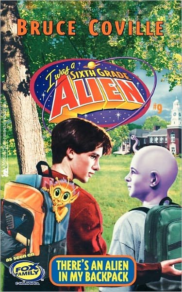 Cover for Bruce Coville · There's an Alien in My Backpack (Paperback Book) (2000)