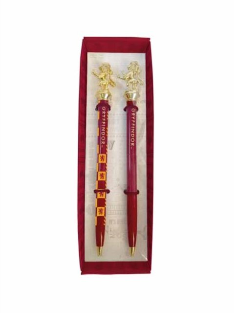 Harry Potter: Gryffindor Pen and Pencil Set - Insight Editions - Books - Insight Editions - 9798886630589 - January 31, 2023