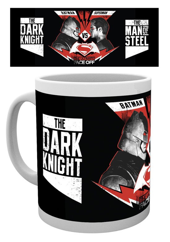 Cover for Batman Vs Superman · Batman Vs Superman - Face Off (Mug Boxed) (Leketøy) (2016)