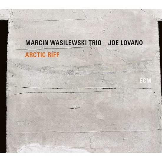 Cover for Marcin Wasilewski Trio &amp; Joe Lovano · Arctic Riff (LP) (2020)