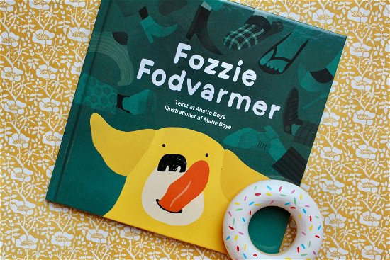 Fozzie Fodvarmer - Anette Boye - Bøker - Helle Eeg - 9788799840595 - 21. oktober 2019