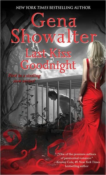Cover for Gena Showalter · Last Kiss Goodnight: An Otherworld Assassin Novel - Otherworld Assassin (Paperback Bog) (2013)