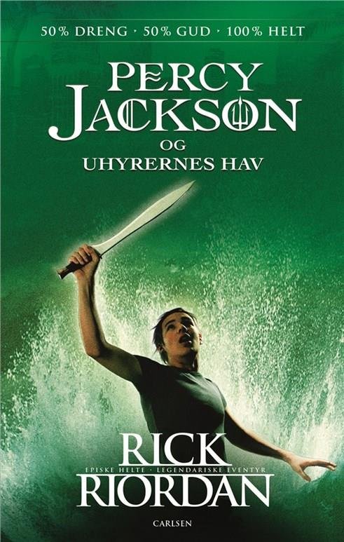 Cover for Rick Riordan · Percy Jackson: Percy Jackson (2) - Percy Jackson og uhyrernes hav (Gebundesens Buch) [4. Ausgabe] (2018)