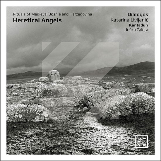 Heretical Angels. Rituals Of Medieval Bosnia And Herzegovina - Dialogos / Katarina Livljanic / Kantaduri / Josko Caleta - Musik - ARCANA - 3760195735602 - 12. April 2024