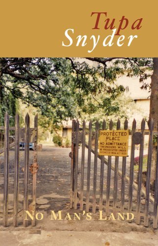Cover for Tupa Snyder · No Man's Land (Paperback Bog) (2007)