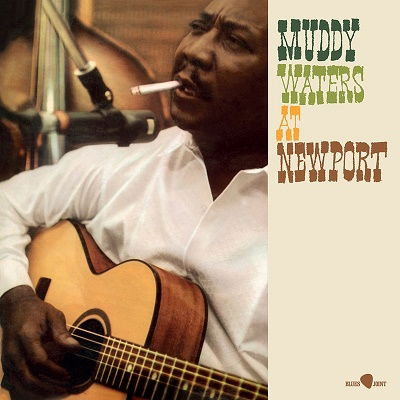 At New Port (+3 Bonus Tracks) (Limited Edition) - Muddy Waters - Musiikki - BLUES JOINT - 8436563184611 - perjantai 15. syyskuuta 2023