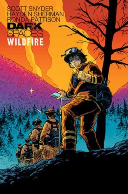 Cover for Scott Snyder · Dark Spaces: Wildfire (Paperback Book) (2023)