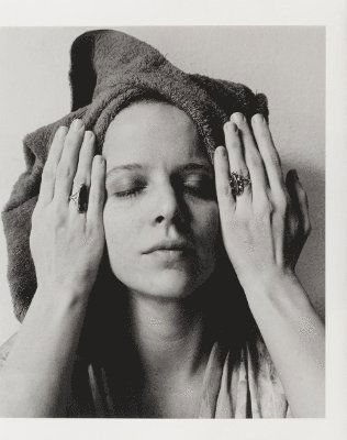 Cover for Melissa Shook · Daily Self-Portraits 1972–1973 (Paperback Book) (2024)