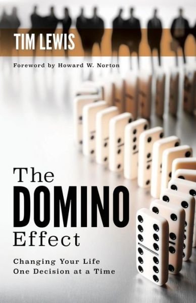 Cover for Tim Lewis · The Domino Effect (Pocketbok) (2015)