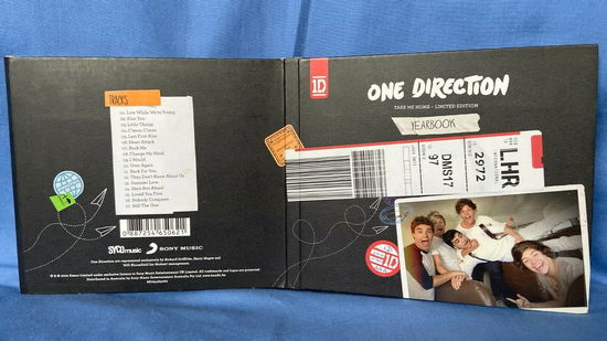 Take Me Home: Yearbook Edition (Australian) - One Direction - Música - 101 - 0887254650621 - 11 de diciembre de 2012