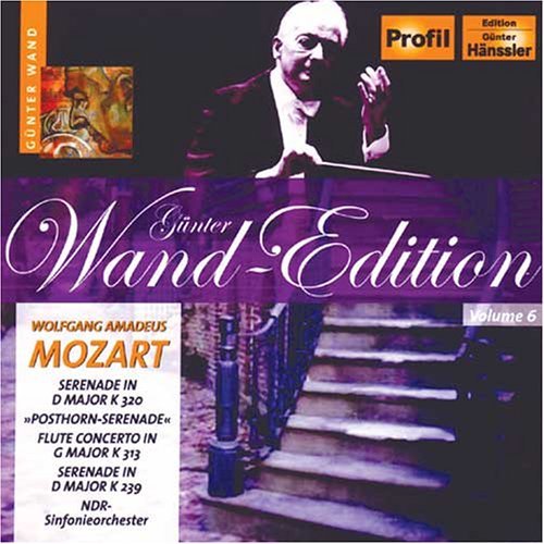 Cover for Mozart / Wand / Ndr So / So Bayrischen Rundfunks · Serenade in D Major (CD) (2005)