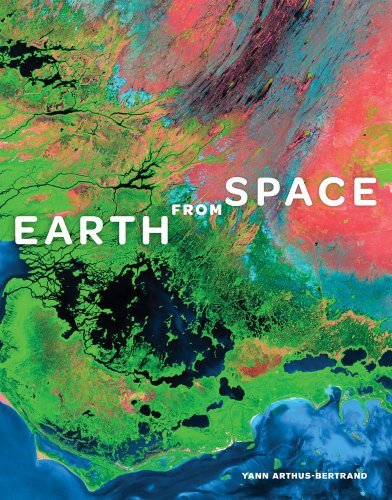 Cover for Yann Arthus-bertrand · Earth from Space (Hardcover bog) (2013)
