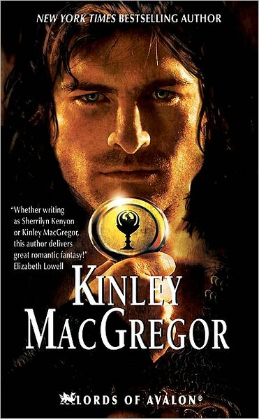 Knight of Darkness (Lords of Avalon, Book 2) - Kinley Macgregor - Books - Avon - 9780060796624 - October 31, 2006