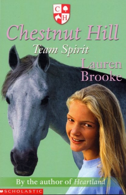 Cover for Lauren Brooke · Team Spirit - Chestnut Hill (Pocketbok) (2007)