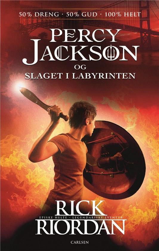 Cover for Rick Riordan · Percy Jackson: Percy Jackson (4) - Percy Jackson og slaget i labyrinten (Bound Book) [3e édition] (2018)