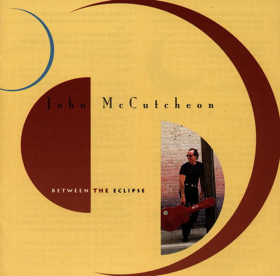 Between The Eclipse - John Mccutcheon - Muzyka - Rounder - 0011661033627 - 27 września 1994