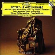 Marriage Of Figaro - Wolfgang Amadeus Mozart - Musiikki - NAXOS - 0636943118627 - maanantai 23. syyskuuta 2002
