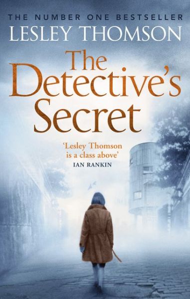 Cover for Lesley Thomson · The Detective's Secret - The Detective's Daughter (Paperback Book) [UK Airports edition] (2015)