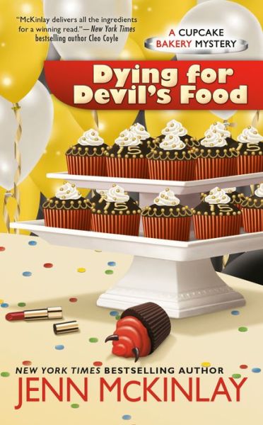 Dying for Devil's Food - Cupcake Bakery Mystery - Jenn McKinlay - Livros - Penguin Publishing Group - 9780451492630 - 7 de maio de 2019