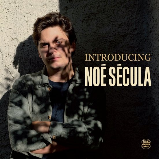 Cover for Noé Sécula · Introducing (CD) (2024)