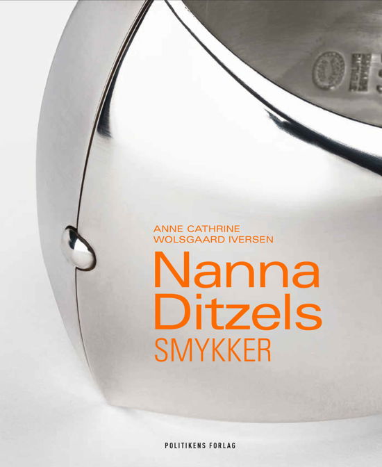 Cover for Anne Cathrine Wolsgaard Iversen · Nanna Ditzels smykker (Bound Book) [1st edition] (2023)