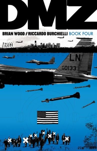Cover for Brian Wood · DMZ Book Four (Pocketbok) (2018)
