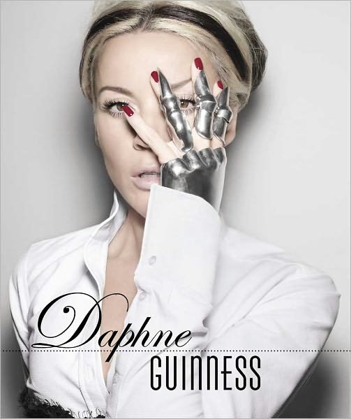 Cover for Valerie Steele · Daphne Guinness (Hardcover Book) (2011)